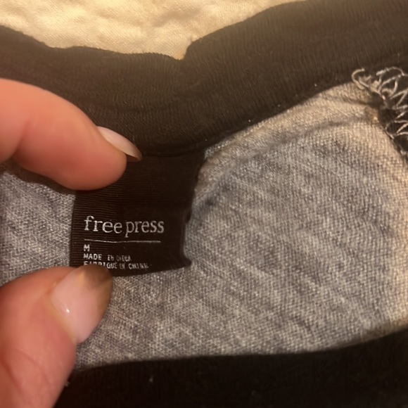 Grunge t-shirt for casual “Give Me A Break” - Picture 3 of 3